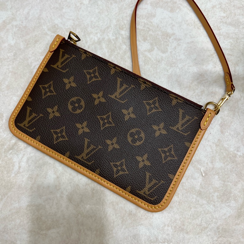 LV louisvuitton M46203 CarryAll PM 經典老花-17