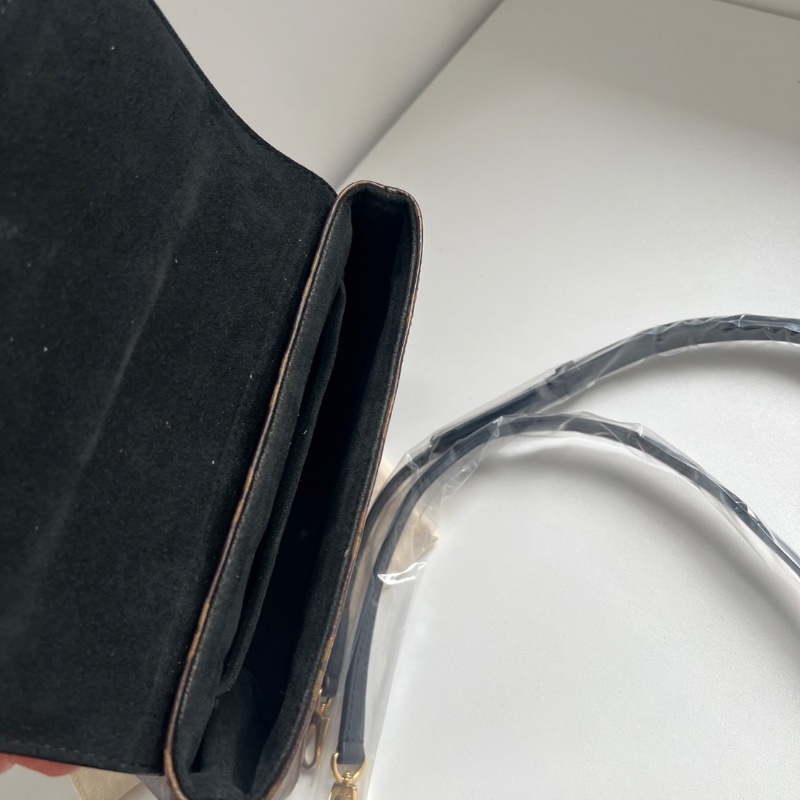 lv locky bb黑色鎖頭包芯片款20x16cm 98新配件塵袋-2