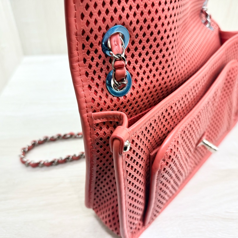 CHANEL橘牛皮Up In The Air口蓋包A67652-10