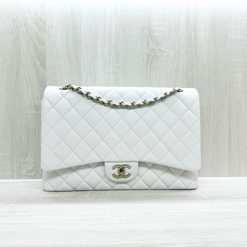CHANEL白色荔枝皮金釦MAXI JUMBO/A58601