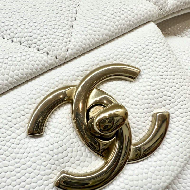 CHANEL白色荔枝皮金釦MAXI JUMBO/A58601-19