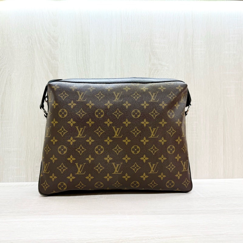 LV原花拼黑色皮革Macassar Torres拉鍊側背包M40387-1