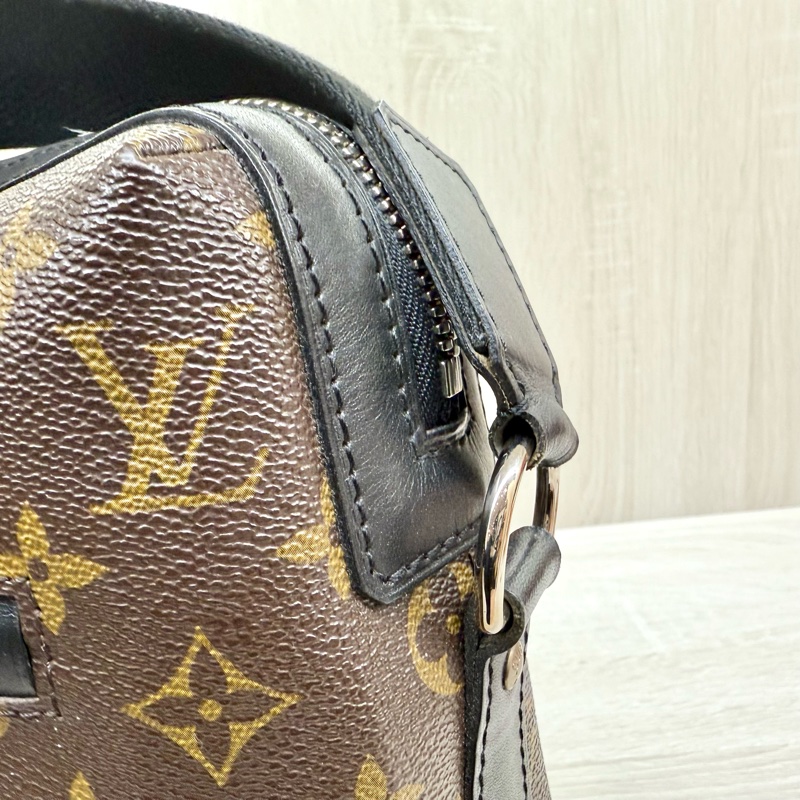 LV原花拼黑色皮革Macassar Torres拉鍊側背包M40387-16