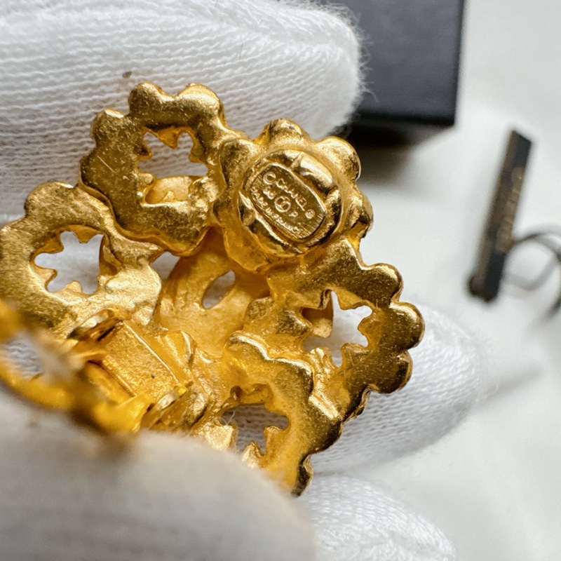 二手正品Chanel香奈兒coco雪花鍍金耳環 香奈兒耳環 香奈兒耳夾 香奈兒珠寶 香奈兒飾品-9