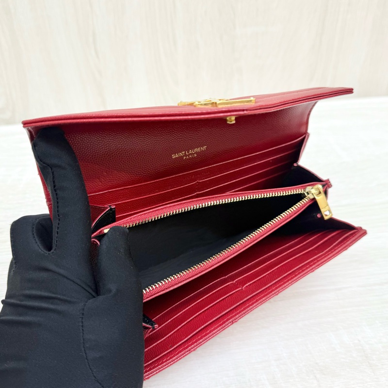 YSL紅色金釦粒紋牛皮山形紋下蓋長夾372264-11