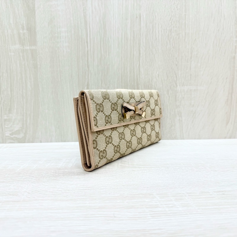 GUCCI皮夾緹花布拚淡粉蝴蝶結造型下蓋雙面長夾-3