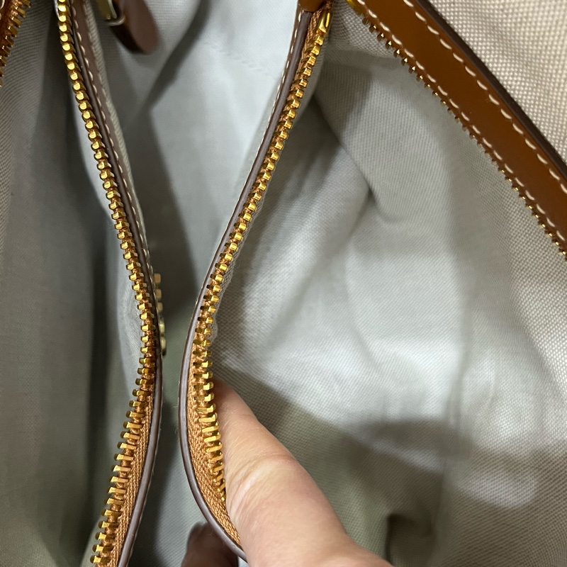 Miumiu 小牛皮菜籃tote ivy 手提/斜背包-13