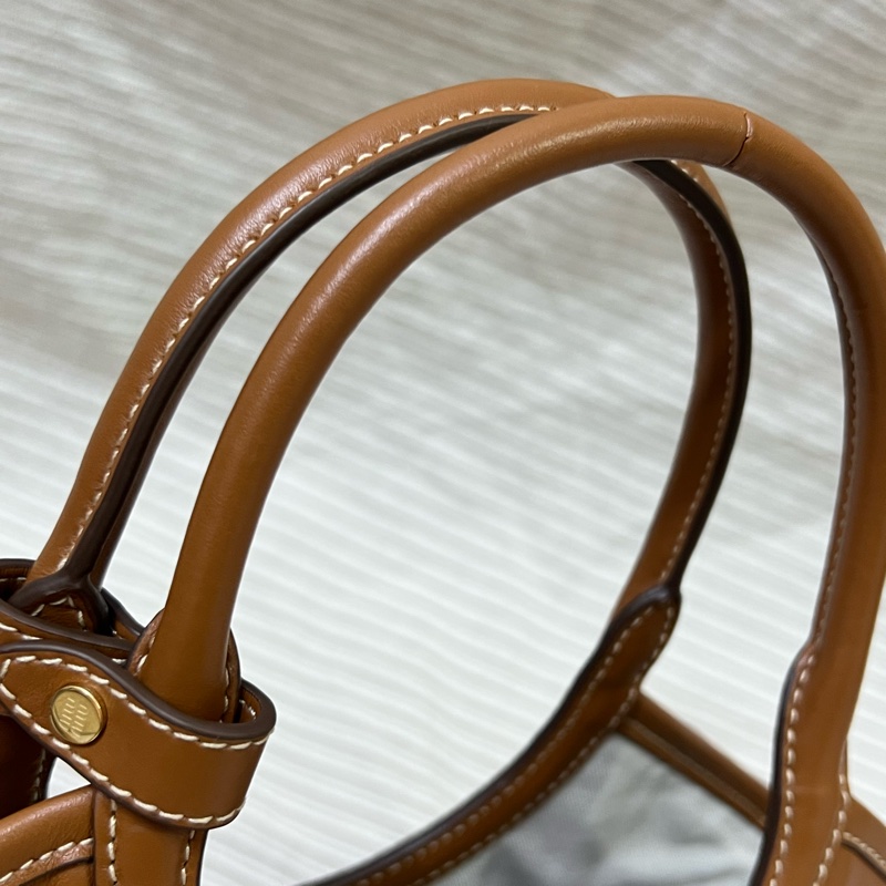 Miumiu 小牛皮菜籃tote ivy 手提/斜背包-17