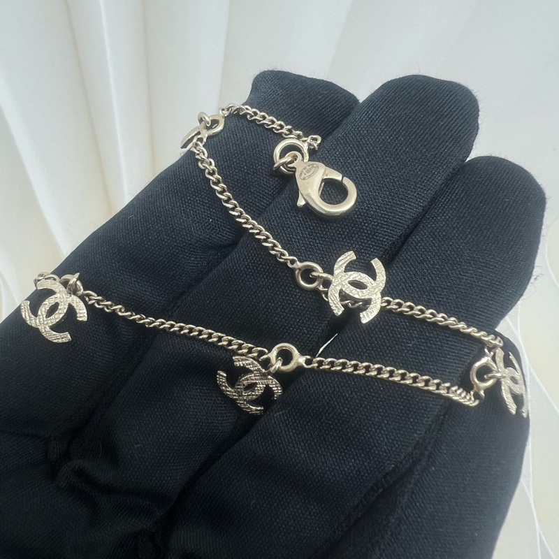Chanel 雙C五花淡金手鏈-5