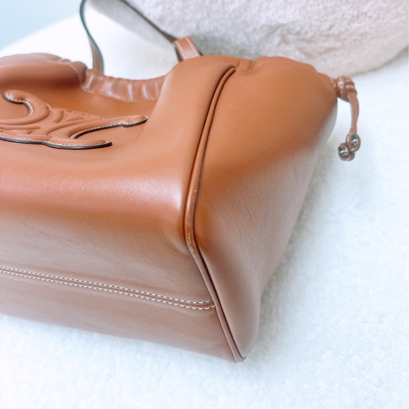 Celine triomphe drawstring cabas 凱旋門束繩全皮托特-4