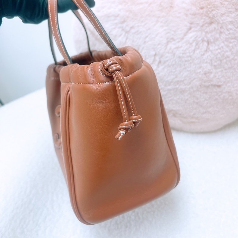 Celine triomphe drawstring cabas 凱旋門束繩全皮托特-5