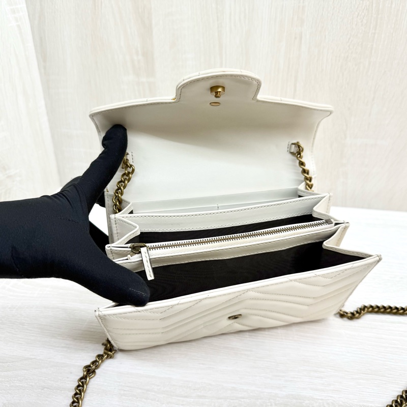 GUCCI米白金釦牛皮Marmon風琴WOC 474575-7