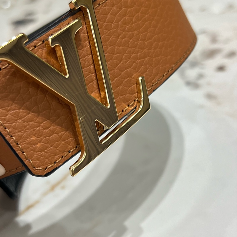 LV Louis Vuitton M9151 棕色/黑色 雙面 皮帶-1