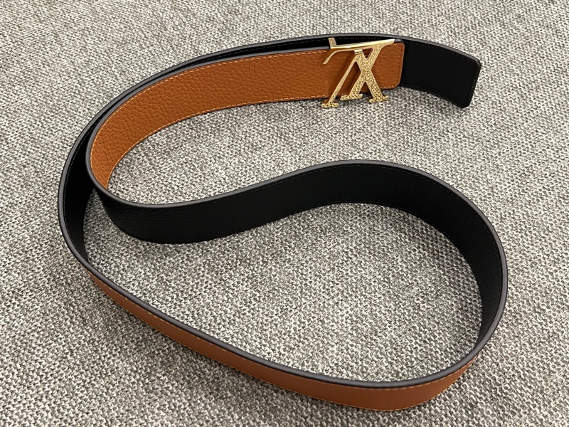 LV Louis Vuitton M9151 棕色/黑色 雙面 皮帶-13