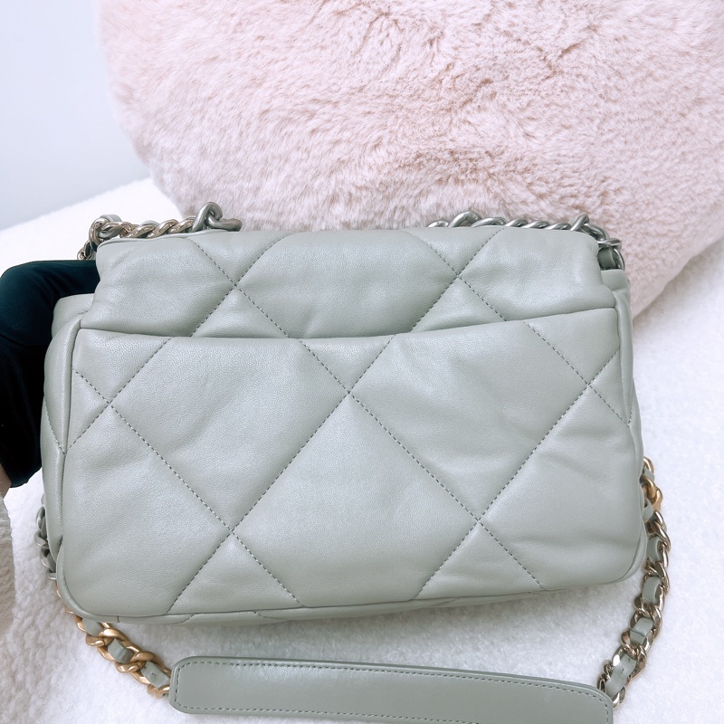 Chanel 19 淺灰色小號-5