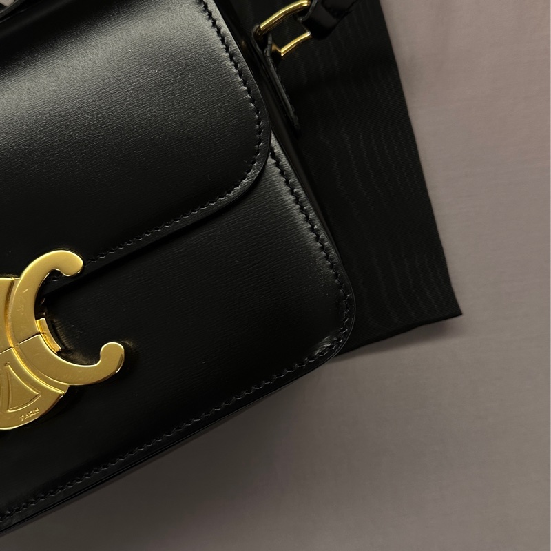 Celine teen triomphe牛皮手袋-1