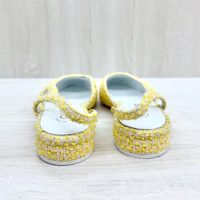 CHANEL黃色毛呢拚白皮革尖頭低跟涼鞋G31319-5