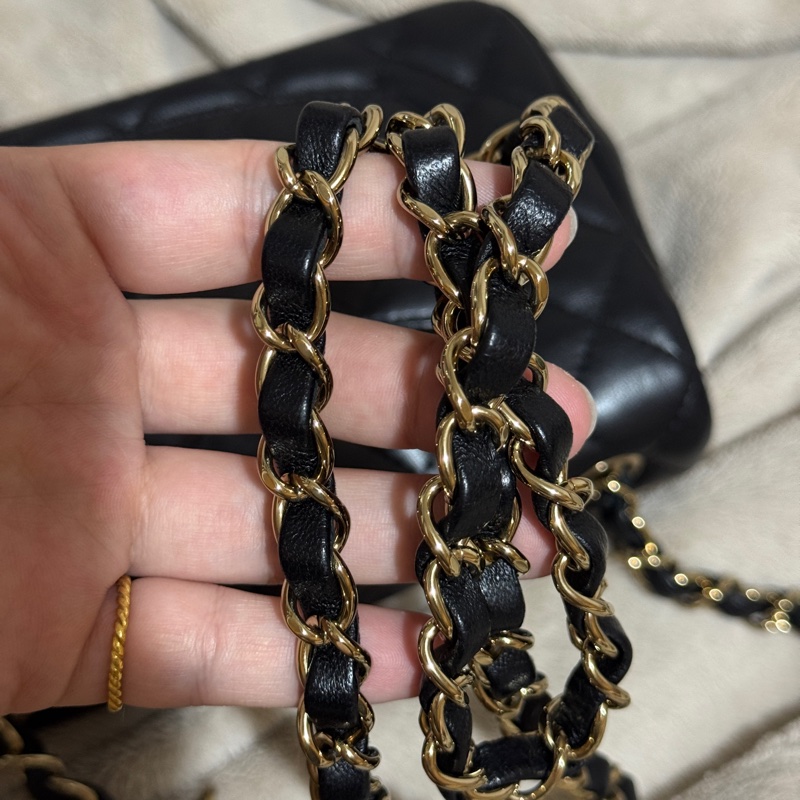 Chanel CF Mini 20cm 黑色小羊皮淡金扣-19