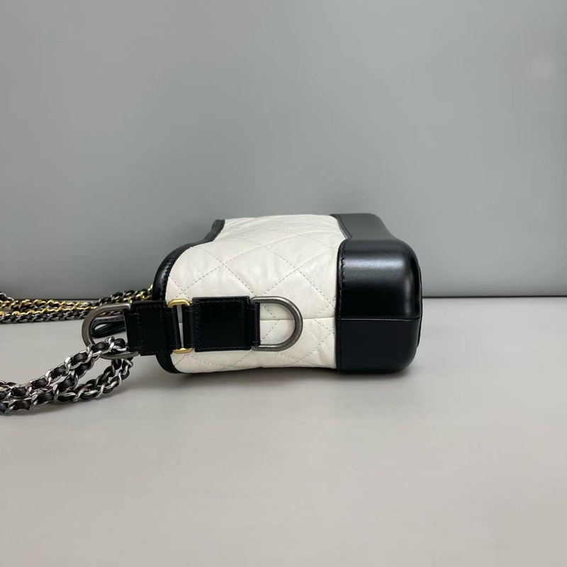 Chanel 香奈兒 Gabrielle 流浪包 黑白拼色 小號-3