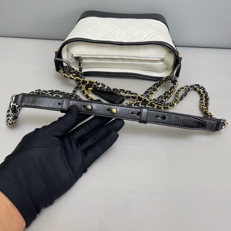 Chanel 香奈兒 Gabrielle 流浪包 黑白拼色 小號-7