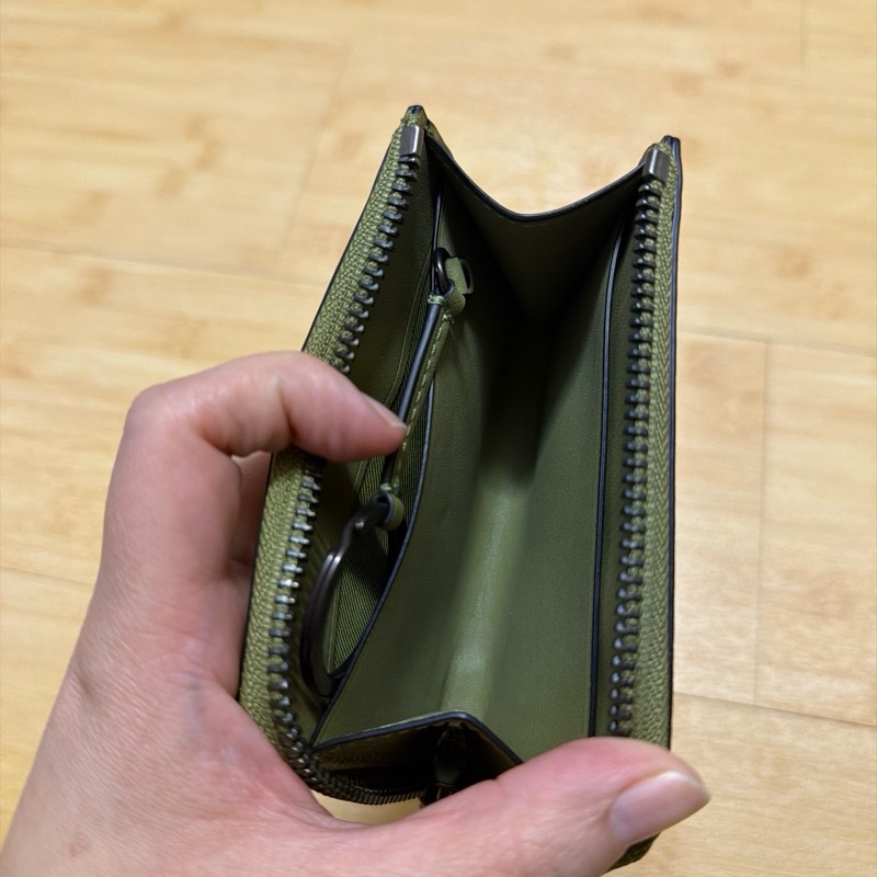 Coach 貓頭鷹L型橄欖綠皮革拉鍊零錢包/鑰匙包-4