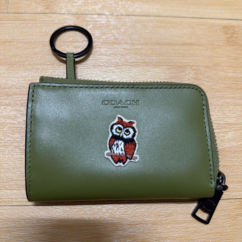 Coach 貓頭鷹L型橄欖綠皮革拉鍊零錢包/鑰匙包-5