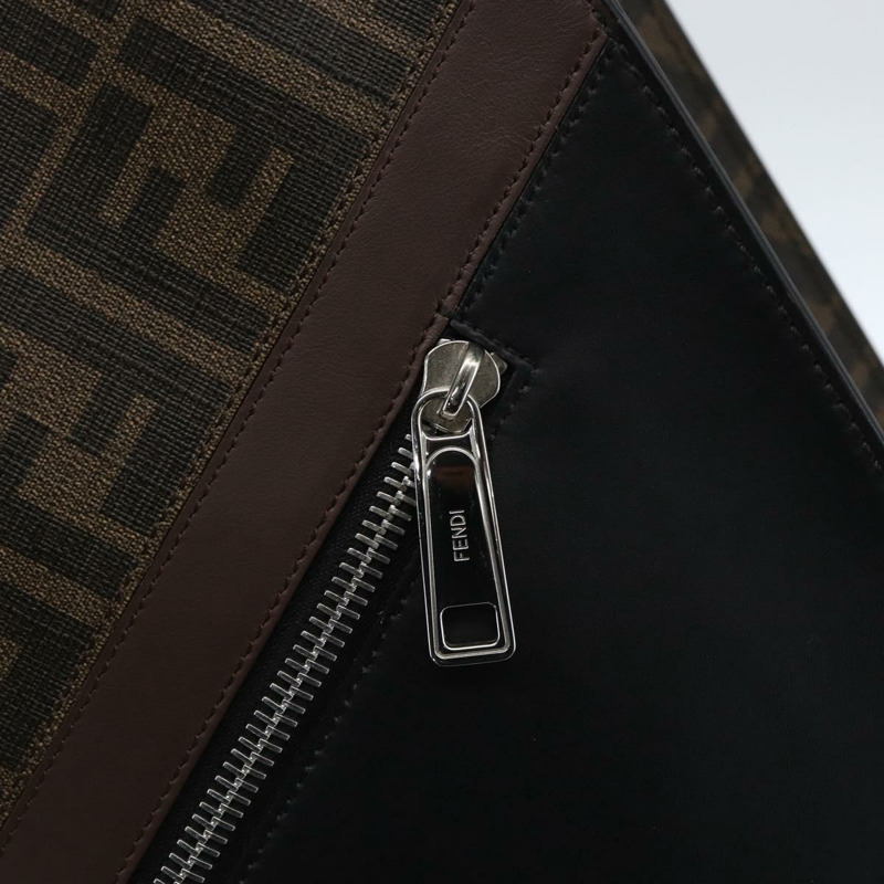 【日本直送】FENDI Zucca 帆布手提包黑棕色正品 ka1401M-16