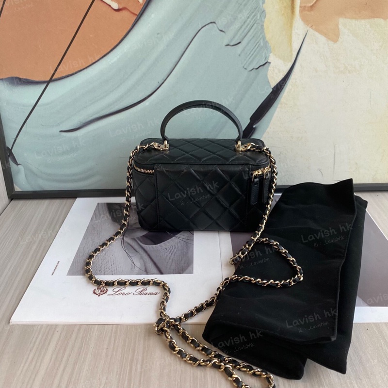 Chanel 黑金羊皮 手提化妝包-1