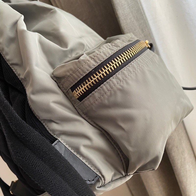 Burberry帆布尼龍後背包🎒 肩背包/後背包/旅行包/過夜包/水桶包/束口包 🎒側背/手提🎒正品🎒很新🆕🎒男女皆適-25