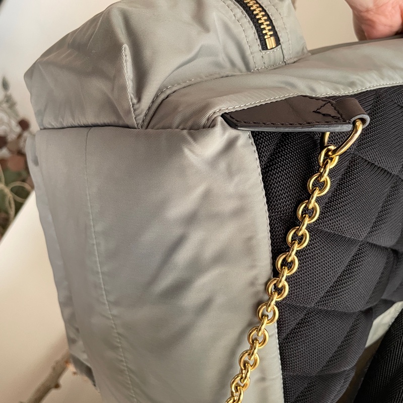 Burberry帆布尼龍後背包🎒 肩背包/後背包/旅行包/過夜包/水桶包/束口包 🎒側背/手提🎒正品🎒很新🆕🎒男女皆適-31