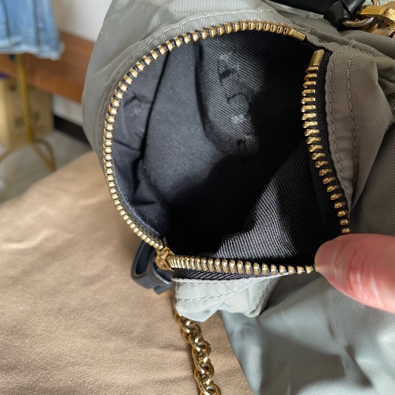 Burberry帆布尼龍後背包🎒 肩背包/後背包/旅行包/過夜包/水桶包/束口包 🎒側背/手提🎒正品🎒很新🆕🎒男女皆適-38