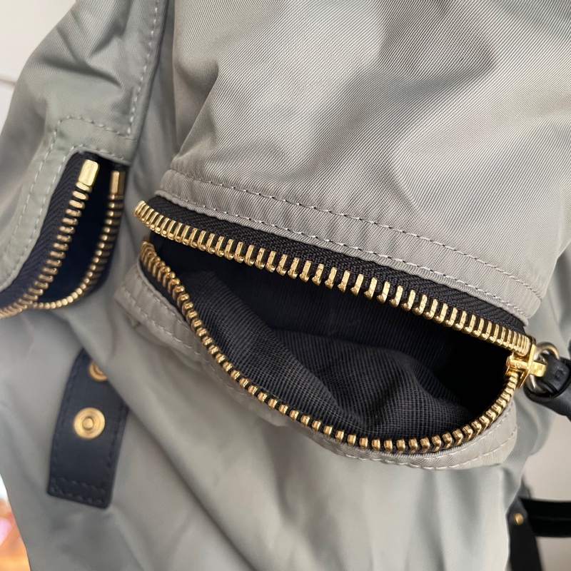 Burberry帆布尼龍後背包🎒 肩背包/後背包/旅行包/過夜包/水桶包/束口包 🎒側背/手提🎒正品🎒很新🆕🎒男女皆適-45