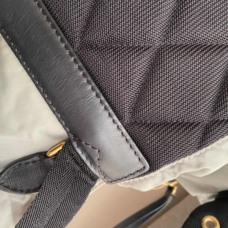 Burberry帆布尼龍後背包🎒 肩背包/後背包/旅行包/過夜包/水桶包/束口包 🎒側背/手提🎒正品🎒很新🆕🎒男女皆適-66