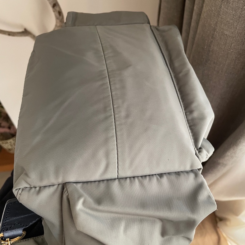 Burberry帆布尼龍後背包🎒 肩背包/後背包/旅行包/過夜包/水桶包/束口包 🎒側背/手提🎒正品🎒很新🆕🎒男女皆適-69