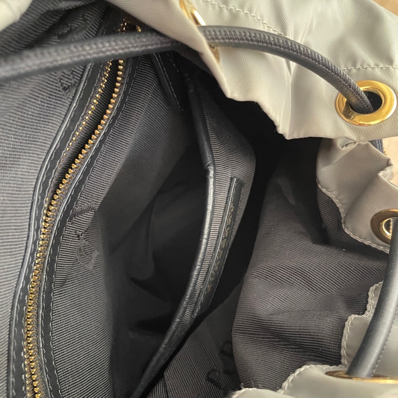 Burberry帆布尼龍後背包🎒 肩背包/後背包/旅行包/過夜包/水桶包/束口包 🎒側背/手提🎒正品🎒很新🆕🎒男女皆適-73