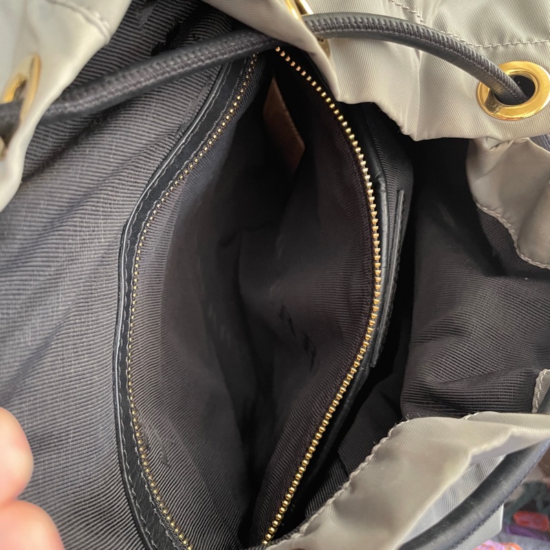 Burberry帆布尼龍後背包🎒 肩背包/後背包/旅行包/過夜包/水桶包/束口包 🎒側背/手提🎒正品🎒很新🆕🎒男女皆適-74