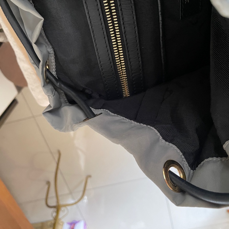 Burberry帆布尼龍後背包🎒 肩背包/後背包/旅行包/過夜包/水桶包/束口包 🎒側背/手提🎒正品🎒很新🆕🎒男女皆適-76