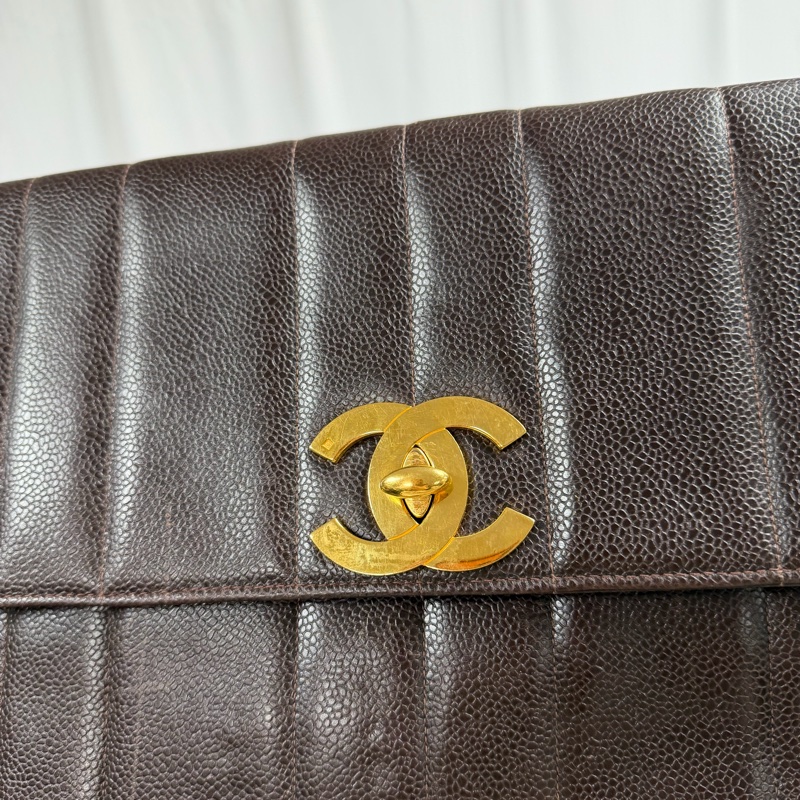 Chanel 中古 大CC 貝嫂Jumbo 巧克力 魚子醬 大金扣 豎紋-9