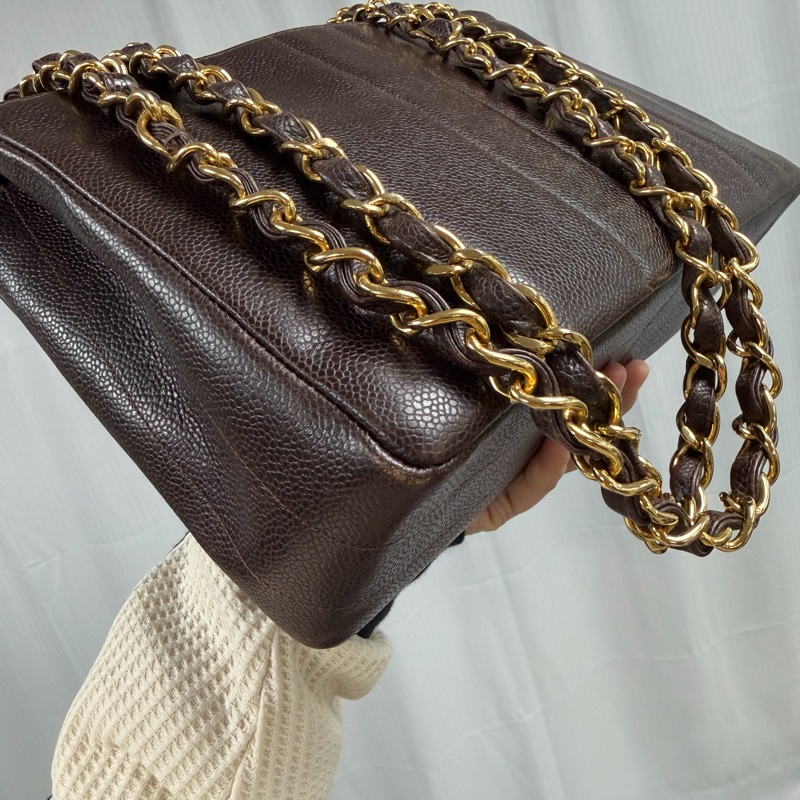 Chanel 中古 大CC 貝嫂Jumbo 巧克力 魚子醬 大金扣 豎紋-11