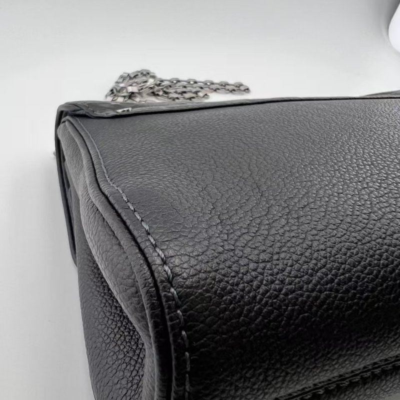 路易威登 Saint Germain PM 系列黑色鍊條包-9