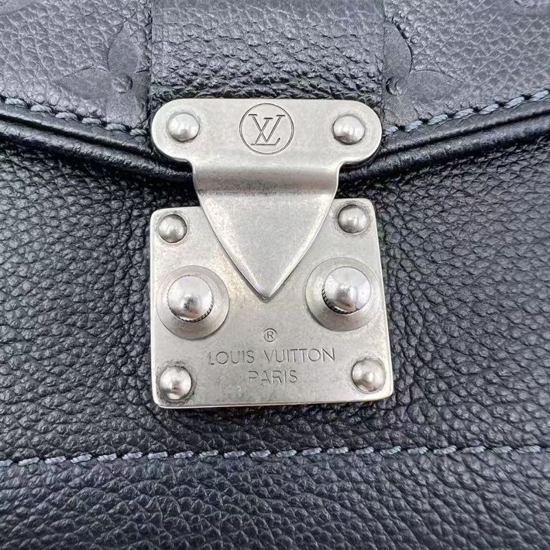 路易威登 Saint Germain PM 系列黑色鍊條包-17