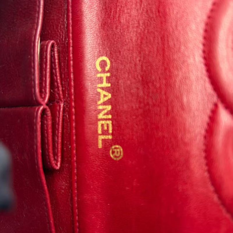 香奈兒 Classic Flap 系列 菱格紋鍊條包-1