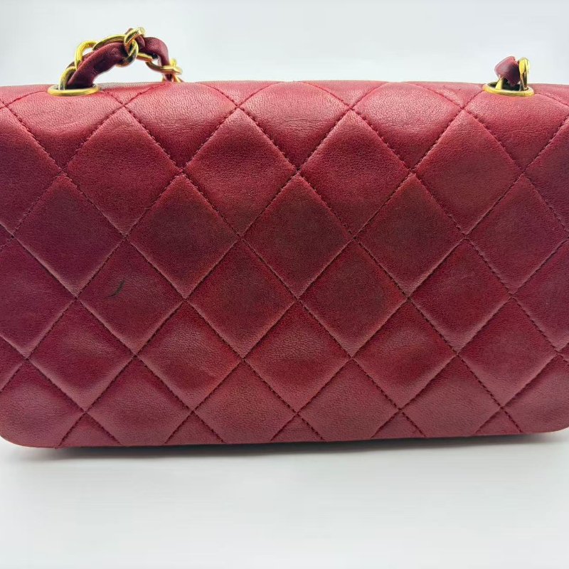 香奈兒 Classic Flap 系列 菱格紋鍊條包-6