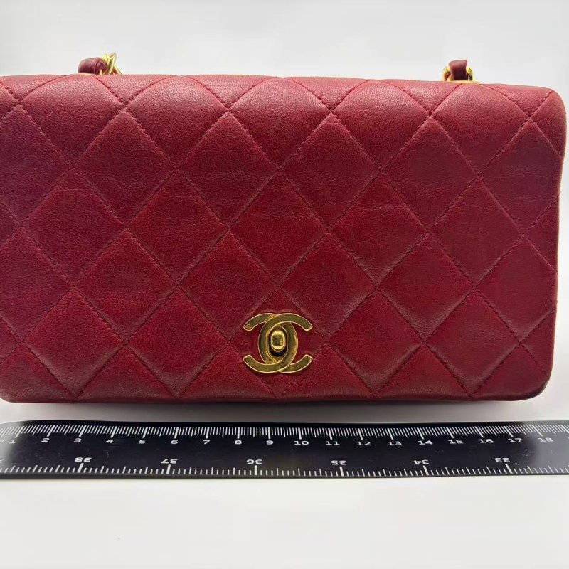 香奈兒 Classic Flap 系列 菱格紋鍊條包-9