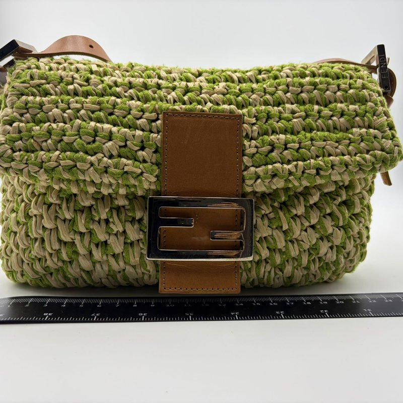 芬迪 Baguette 腋下包-0