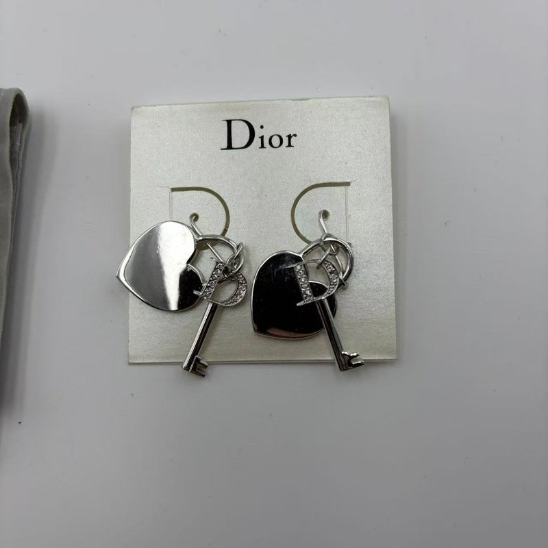 迪奧 鎖與鑰匙系列愛心滿鑽吊墜耳環-1