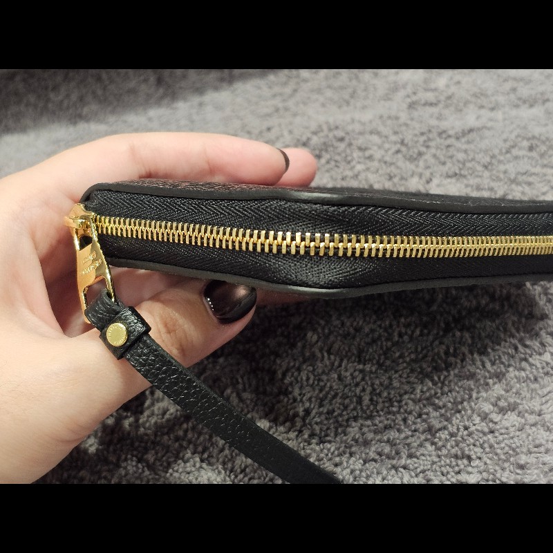 Louis Vuitton M60574 牛皮壓紋ㄇ字拉鍊信用卡零錢包.黑-10