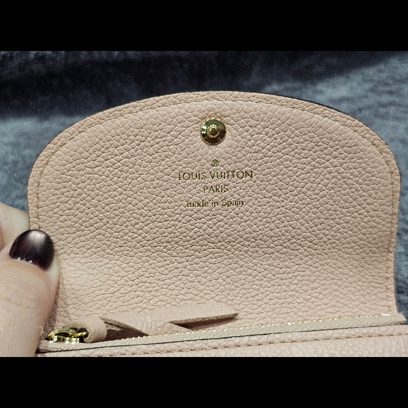 Louis Vuitton M81520 ROSALIE 皮革釦式短夾零錢包 粉色-22