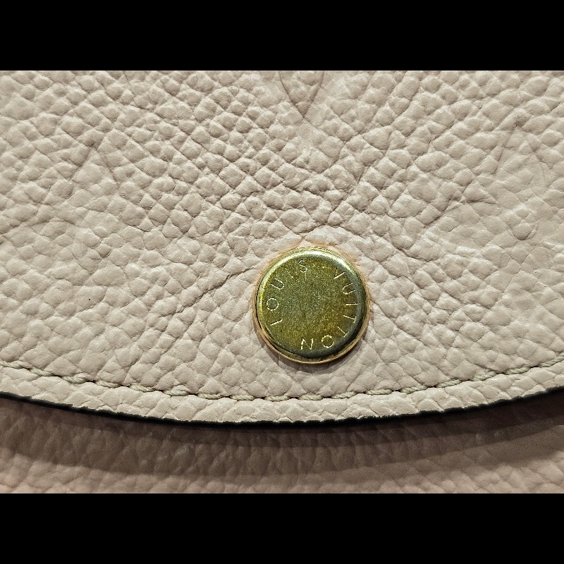 Louis Vuitton M81520 ROSALIE 皮革釦式短夾零錢包 粉色-23