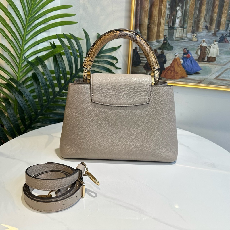 LV 路易威登 capucines卡普辛bb 芯片 無附件 有肩帶-1